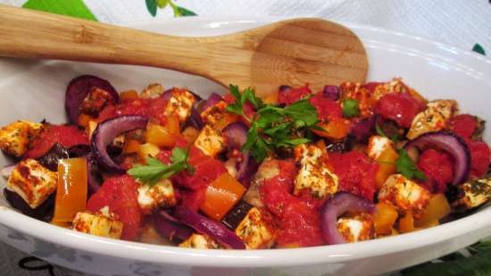 Baked vegetable stew with red onion