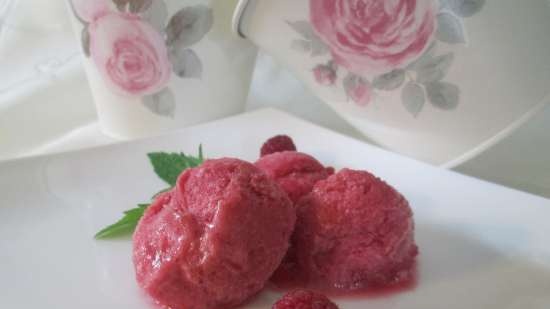 Ginger-raspberry sorbet at ice cream