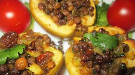 Apples stuffed with spiced lentils