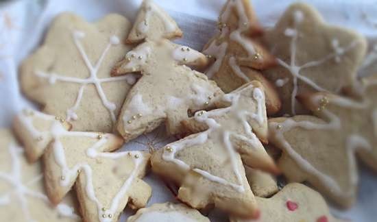 Biscotti natalizi inglesi con zucchero e zenzero