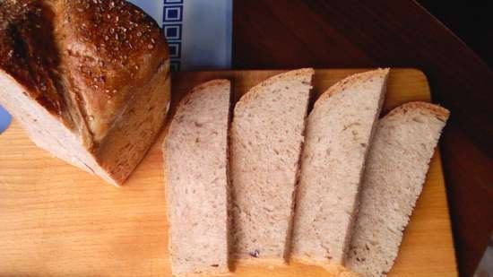 Tarwe-boekweit-roggebrood met vloeibare gist (oven)