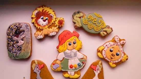 We decorate gingerbread cookies, cookies