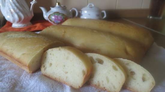 Pan de trigo simple en kéfir (horno)