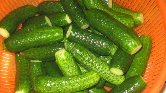 Pickled cucumbers dry sterilization