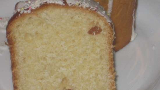 Kulich עם Myasoedovskaya בתנור (כיתת אמן)