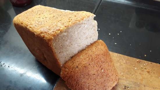 Pan de trigo con granos de cebada y requesón