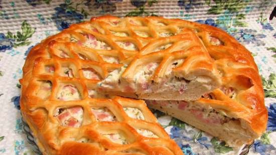 Yeast cake with ham and curd cheese