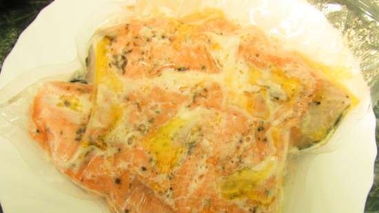 Salmon with thyme sous vide