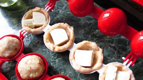 Bolas de pollo, arroz y queso con mozzarella (en forma de bolas)