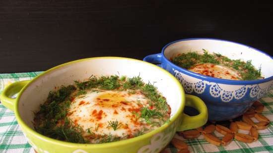 Chicken at buckwheat casseroles na may itlog