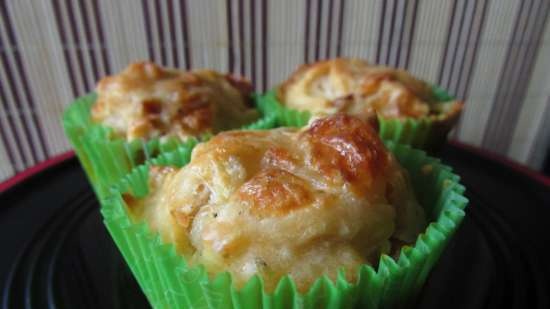 Muffin con pancetta fritta e mozzarella