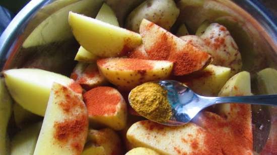 Golden potatoes baked in a bouquet of spices