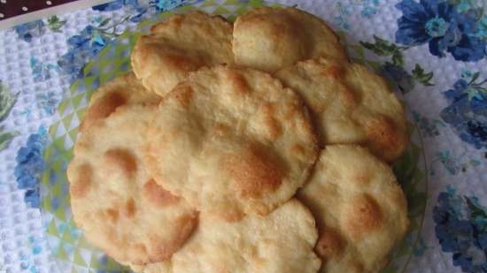 Tortas finas de trigo y maíz elaboradas con queso fundido