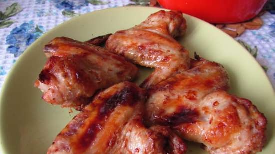 Chicken wings baked in horseradish marinade