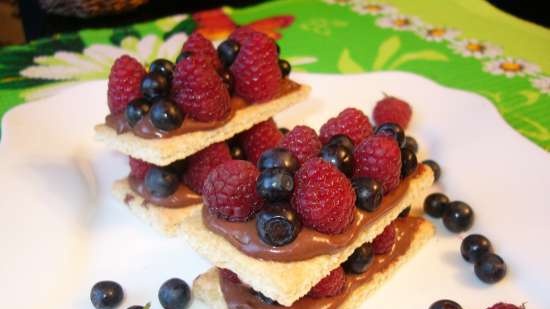 Millefeuille with wild berries and chocolate cream