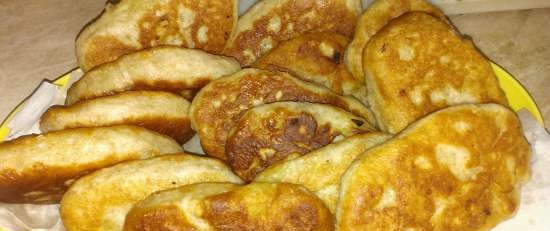 Torte fritte dall'impasto su brodo di patate (ricetta magra)