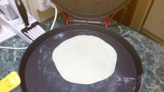 Tortilla Maker of Tortilla Maker. Chapatit of flatbread-maker