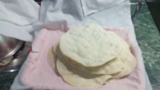 Tortilla Maker of Tortilla Maker. Chapatit of flatbread-maker