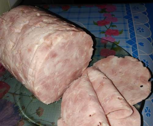 Homemade ham (collection of recipes for a ham maker)