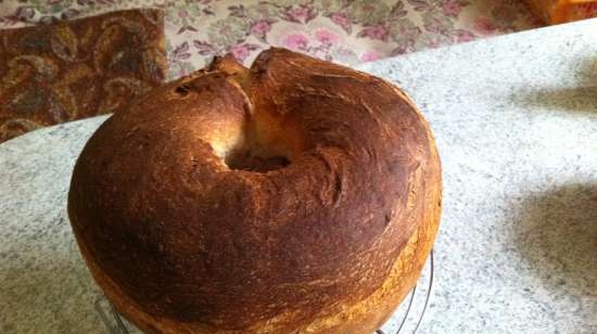 Torta di rotolo di semi di papavero a lievitazione naturale