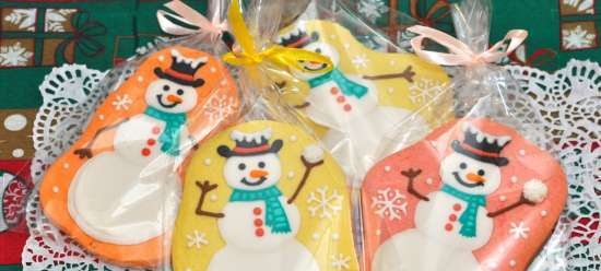 We decorate gingerbread cookies, cookies