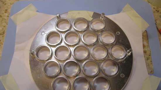 Preparation of meatballs and not only in silicone ice molds