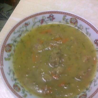 Bavarian puree suppe (og på russisk - flytende pannekaker)