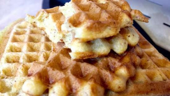 Waffles magros con almendras (Steba PG 4.4 a la plancha)