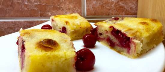 Cherry strudel (igulong ang kuwarta sa pamamagitan ng kamay)