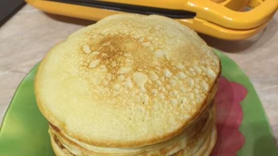 Pancakes con acqua minerale nel latte (Pancake maker Steba CR35)