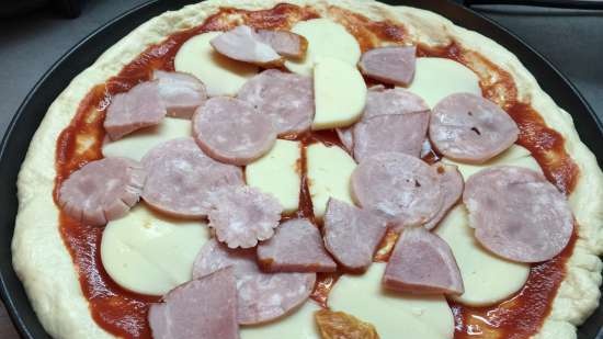 Pizza Classic vékony kéregön (Tristar PZ-2881 többsütő)