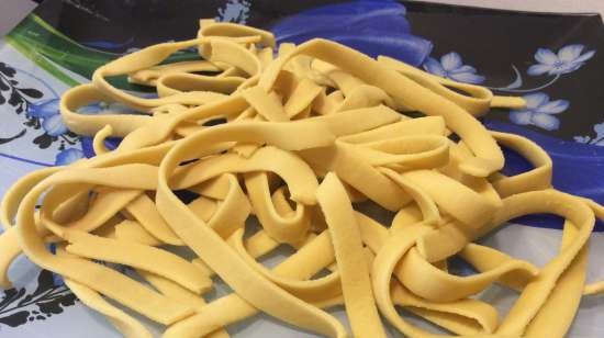 Macchina per la pasta (pasta)