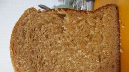 Pagnotta di cagliata in una macchina per il pane