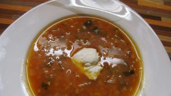 Zuppa di pomodoro lituana