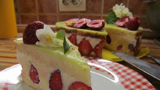 Strawberry Dream Cake