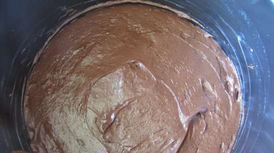 Brownie amb festucs en una marca de cuina 701 multicooker