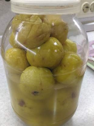 Manzanas en escabeche (cocción al vacío)