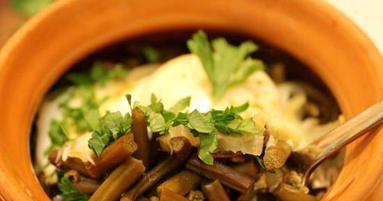 Fern baked in a pot with egg