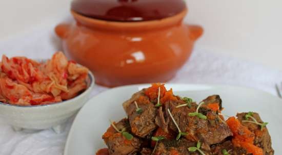 Cervesa al forn amb carbassa en una olla