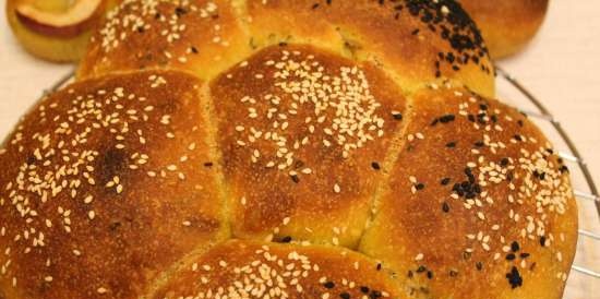 Sesame milk buns with pumpkin and apple with liquid yeast