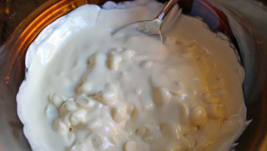 Torta al pistacchio e lamponi a strati verticali