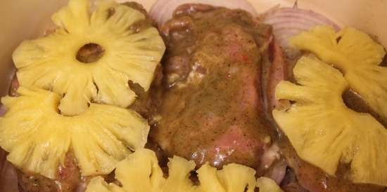 Kalkunfilet bakt med ananas i kiwisaus