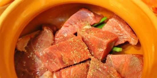 Cervesa al forn amb carbassa en una olla