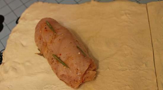 Petti di pollo in pasta sfoglia con sorpresa