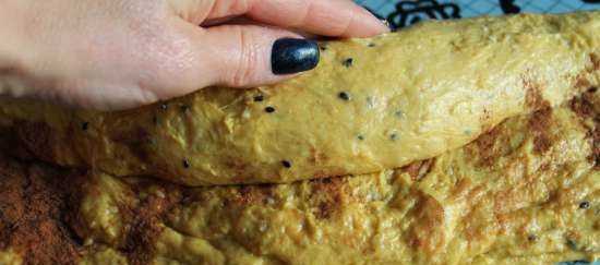 Sesame milk buns with pumpkin and apple with liquid yeast