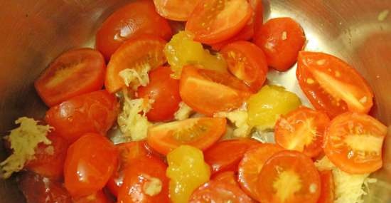 Tartlets with goat cheese and tomato confit