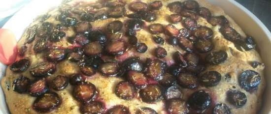 Italian Grape Bread (Focaccia with Grapes, Olive Oil and Pepper)