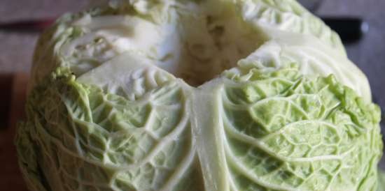 Savoy cabbage casserole with potato-fern filling