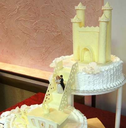 Castles, palaces, houses (cakes)