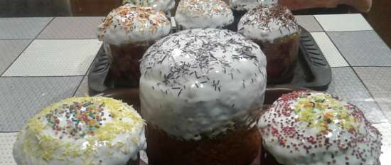 Kulich กับ Myasoedovskaya ในเตาอบ (เจ้านายชั้นสูง)